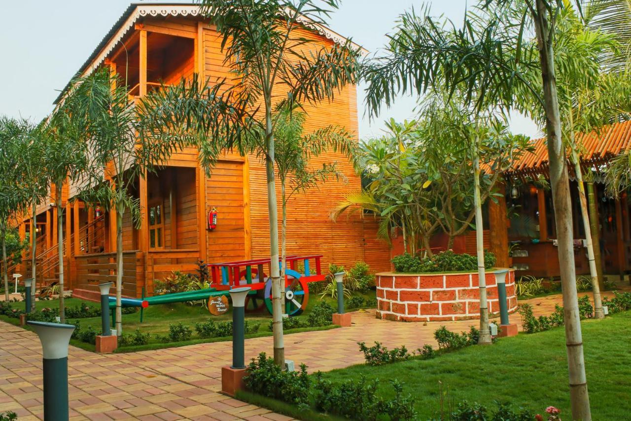 Grand Vatika Resort Arambol Exterior foto