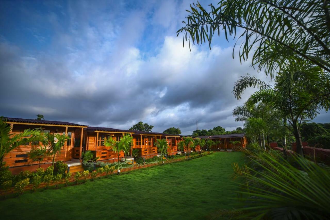 Grand Vatika Resort Arambol Exterior foto