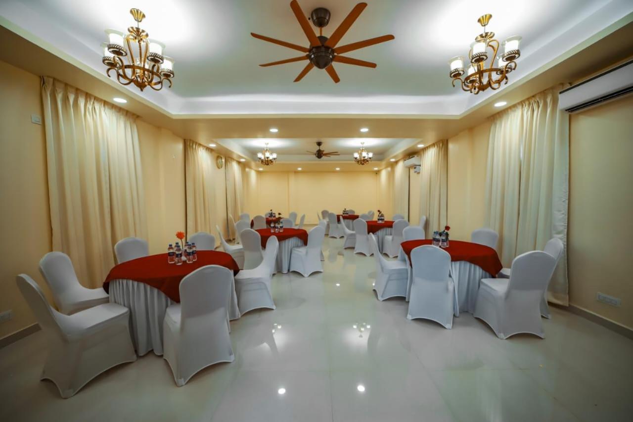 Grand Vatika Resort Arambol Exterior foto